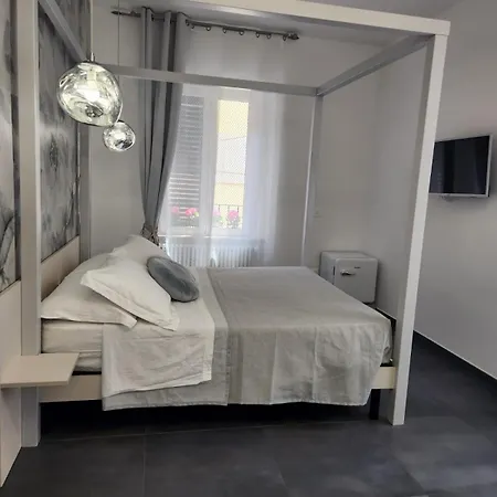 B&B Central Vasto 3*